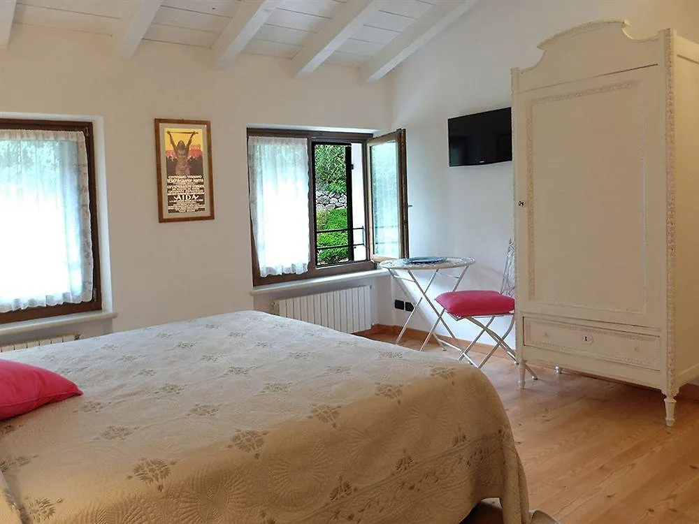 Bed and Breakfast Garda & Golf Caprino Veronese Frühstückspension